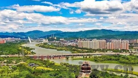 糖心vlog污没有升级版-希望大家能与我们一起，在有趣的、不放纵的网络世界里共享生活点滴!